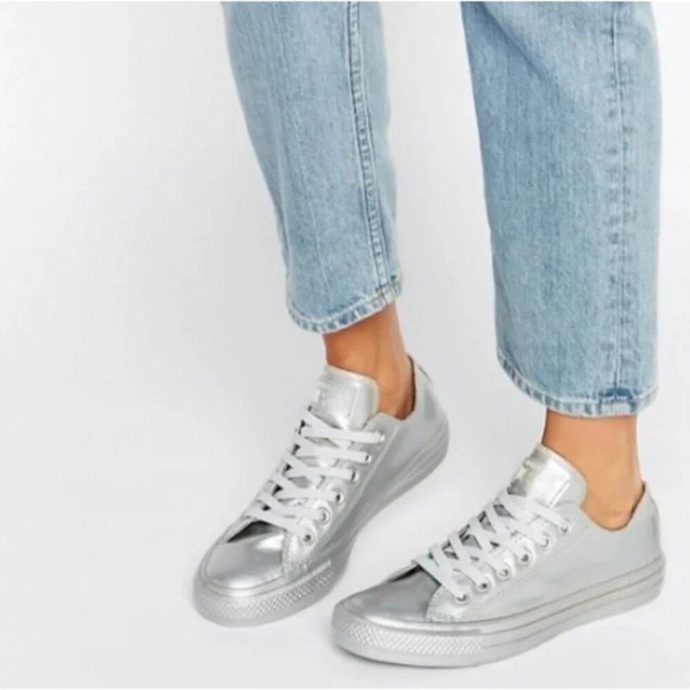 Converse Chuck Taylor All Star Liquid Metallic Silver OX Sneaker  M10 / W12